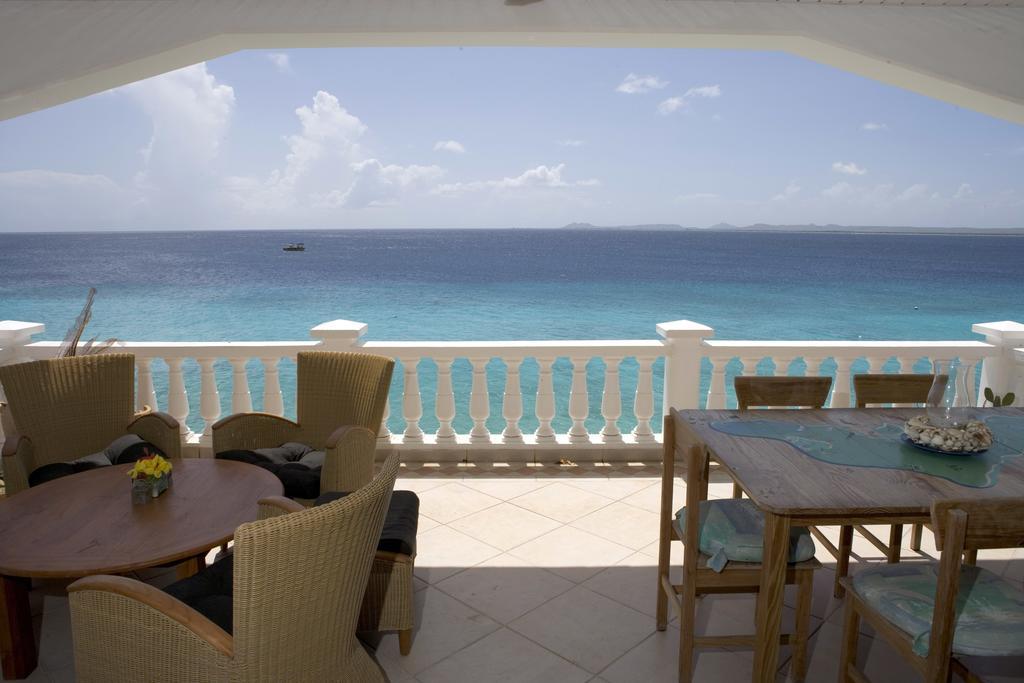 Belmar Oceanfront Apartments Bonaire Pokoj fotografie