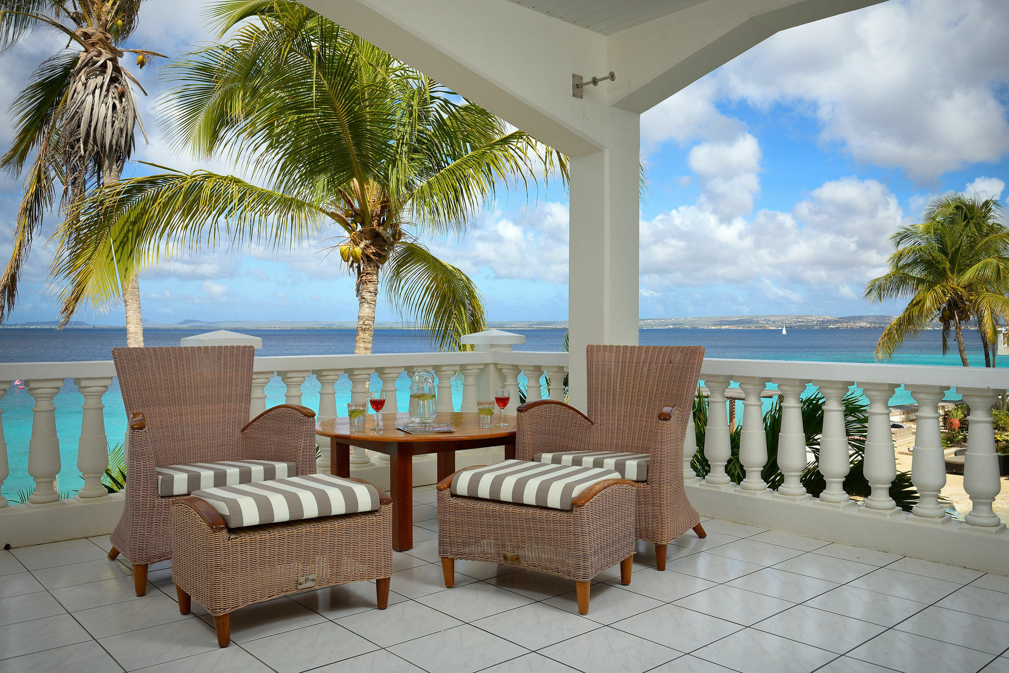 Belmar Oceanfront Apartments Bonaire Exteriér fotografie